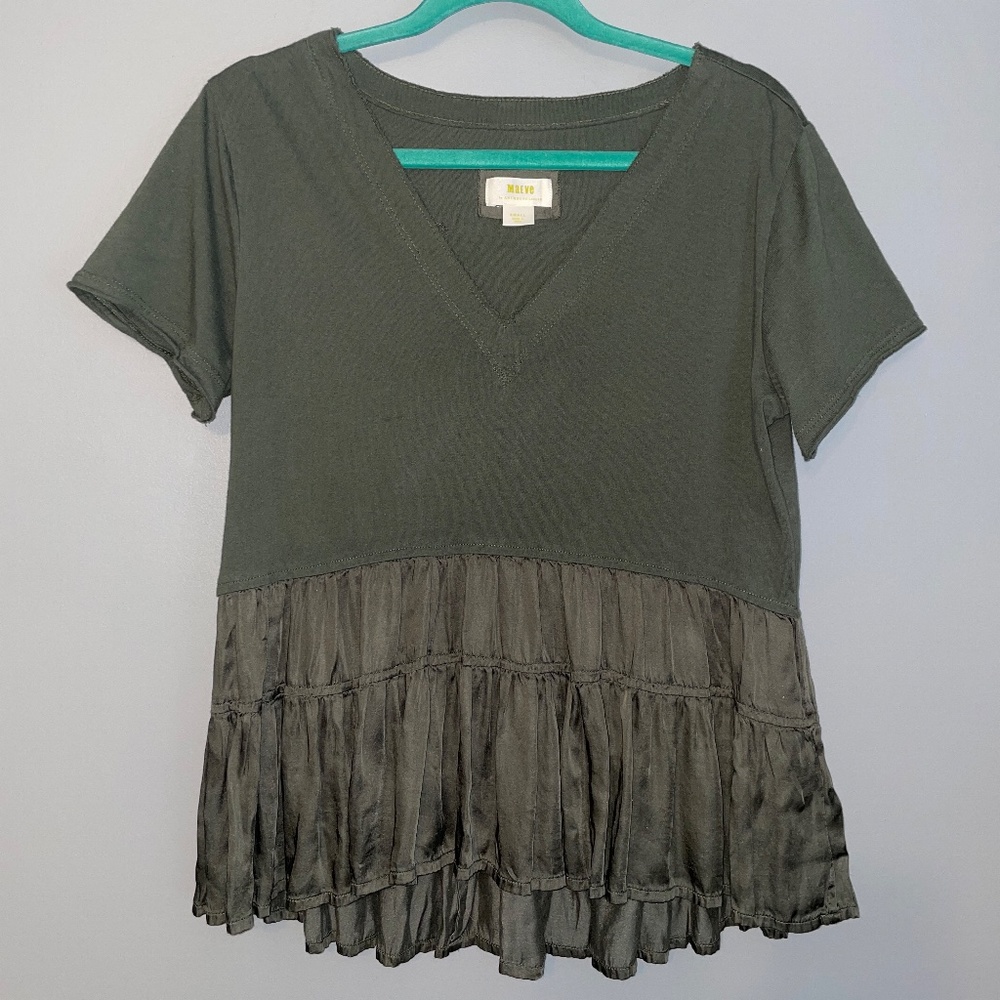 EUC Anthropologie Maeve Louisa Tiered Tee Olive Green Size Small - Picture 3 of 7